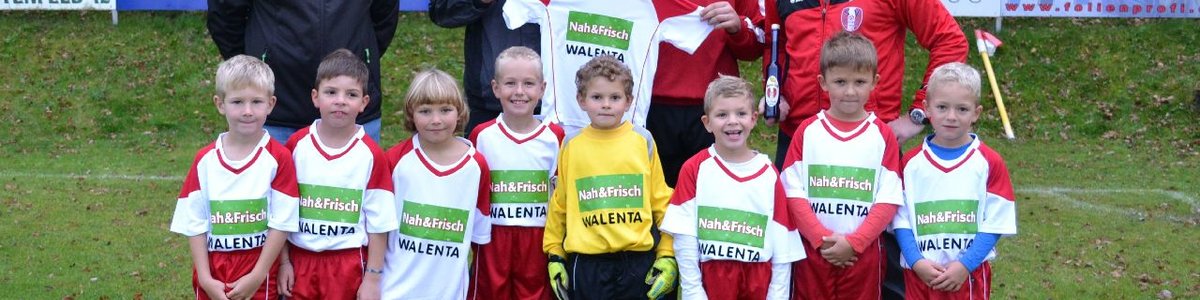 Neue Dressen für die U 8